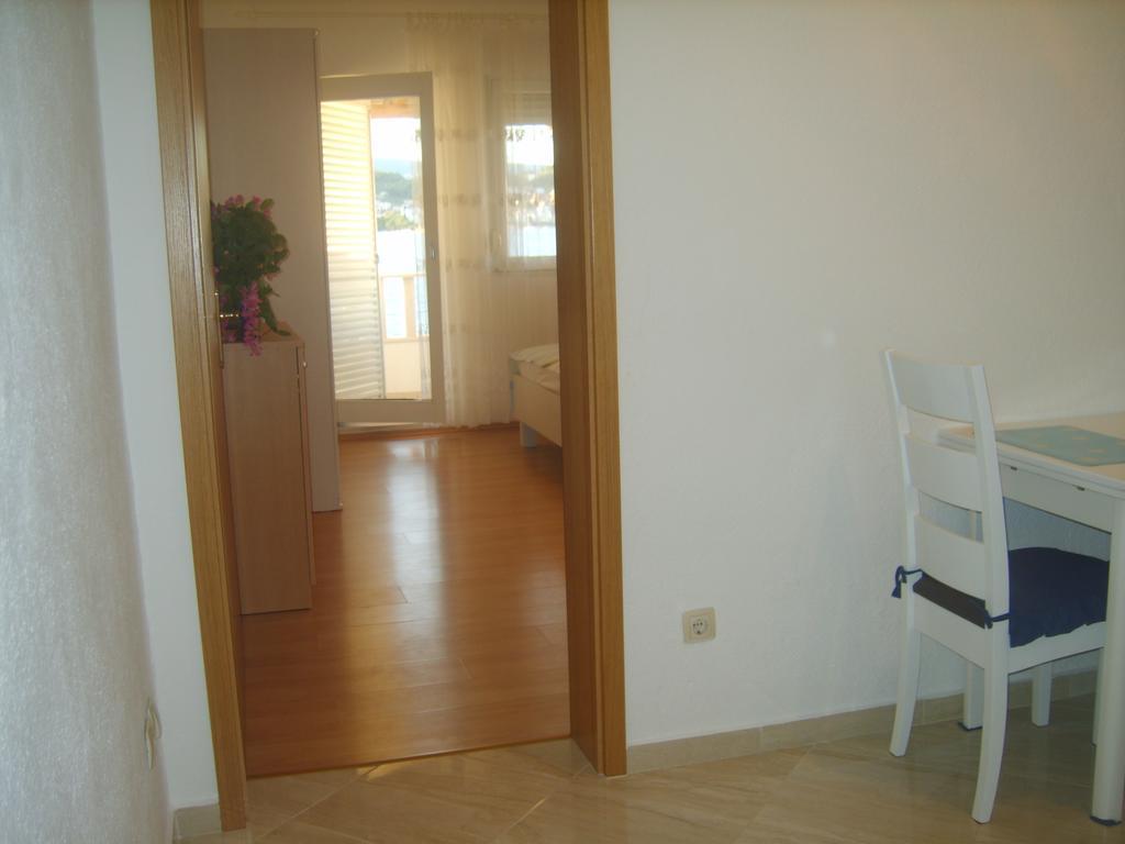 Apartments Iva Alla Трогир Экстерьер фото